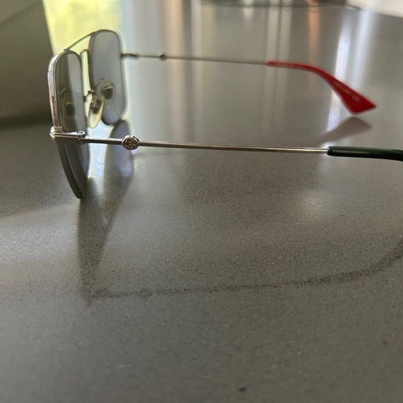 Gucci sunglesses - Picture 1 of 5